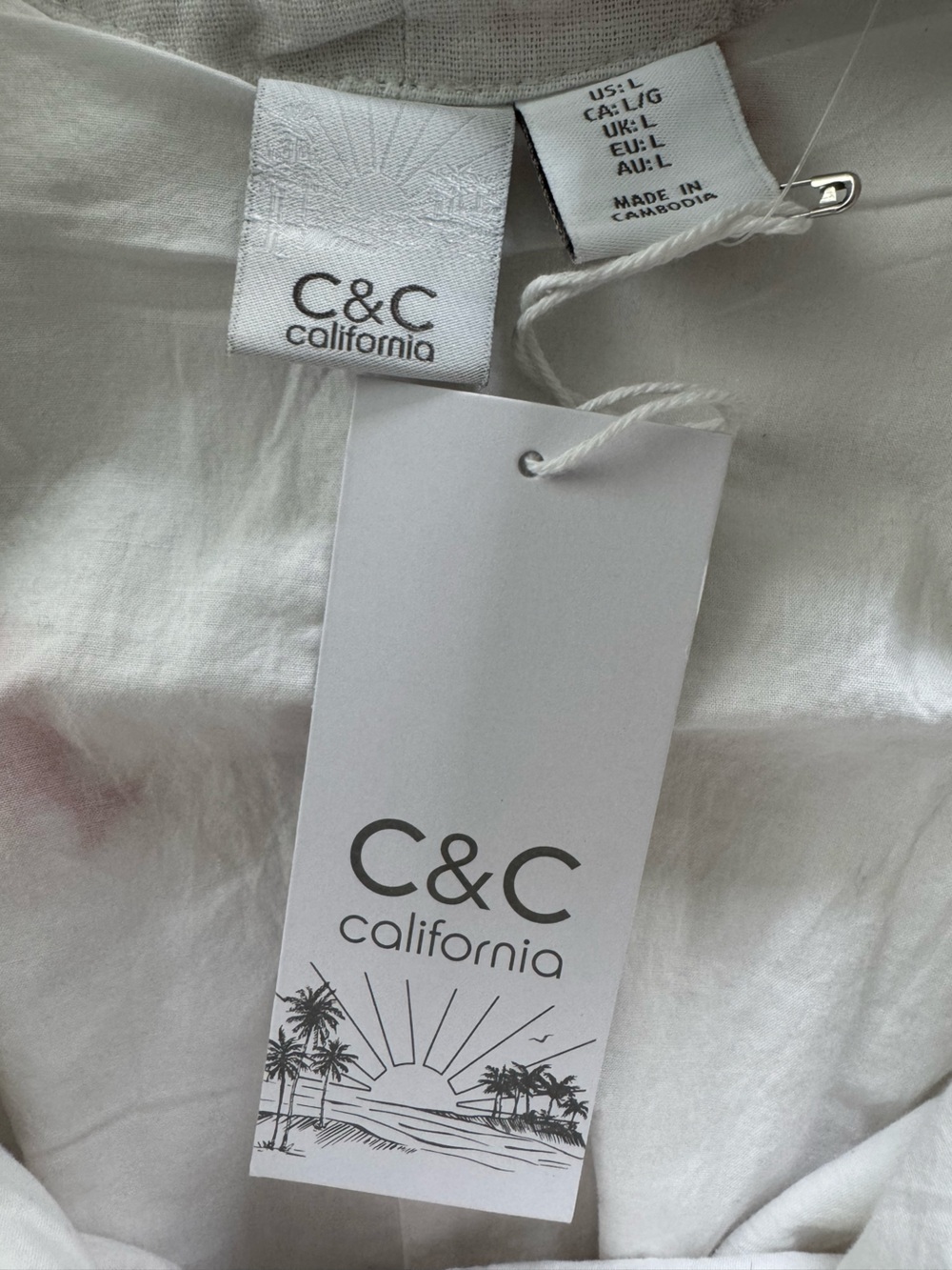C&C California White Linen Dress with Embroidered Lobsters ๐ฆ - Picture 7 of 10